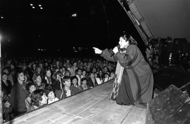 Hammoniale – Festival der Frauen 1986 Auswahl  (Mercedes Sosa auf der Rathausmarktbühne)