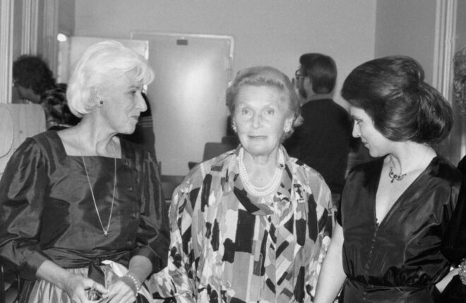 Hammoniale – Festival der Frauen 1986 Auswahl  (Joana Maria Gorvin, Elisabeth Schwarzkopf und Eva Mattes beim Liederabend “Nur wer die Sehnsucht kennt”)